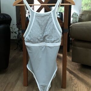 3 for $20 👠 Skye size large one piece swimsuit